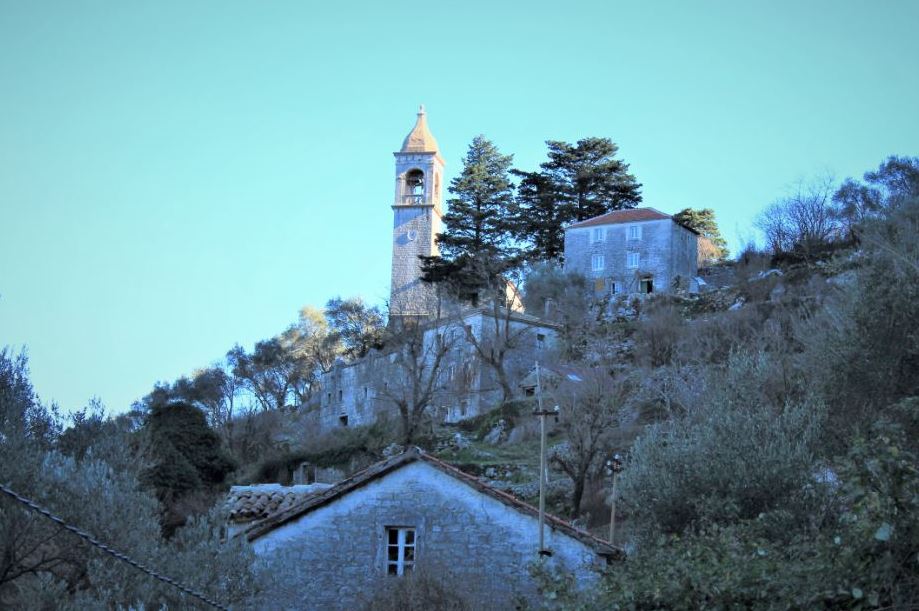 Jasna Gajevic - Upper Stoliv 11